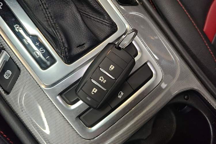 Used CHANGAN CS55 2018 1.5T Automatic Colorful Edition China V Standard Vehicle Key