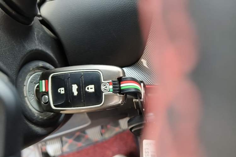 Used CHANGAN CS55 2018 1.5T Manual Colorful Model China V Standard Vehicle Key