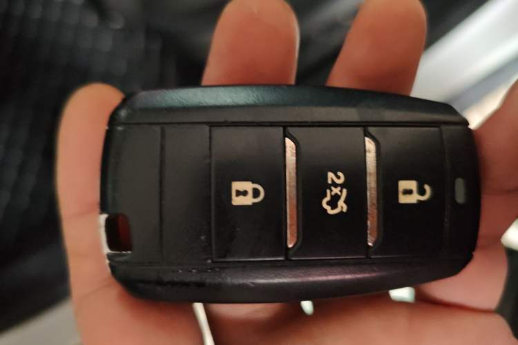 Used CHANGAN CS55 2018 1.5T Automatic Colorful Edition China V Standard Vehicle Key