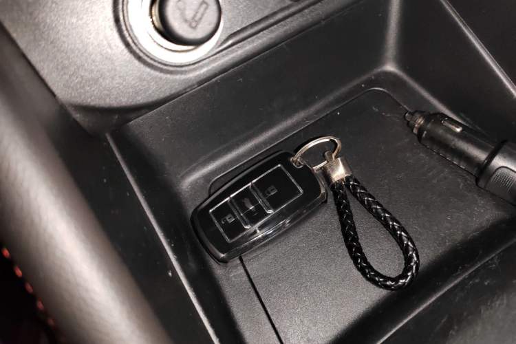 Used CHANGAN CS55 2018 1.5T Automatic Colorful Edition China V Standard Vehicle Key