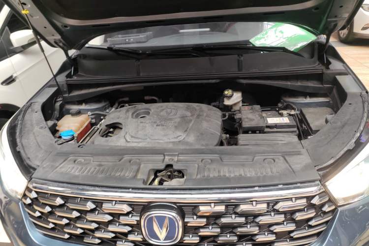 Used CHANGAN CS55 2019 1.5T Automatic Xuan Dong Model China VI Standard Engine Bay