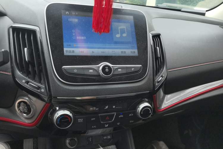 Used CHANGAN CS55 2019 1.5T Automatic Colorful Edition China VI Standard Audio And AC Panel