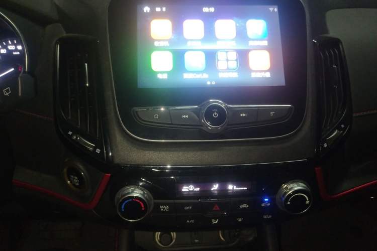 Used CHANGAN CS55 2019 1.5T Automatic Colorful Edition China VI Standard Audio And AC Panel
