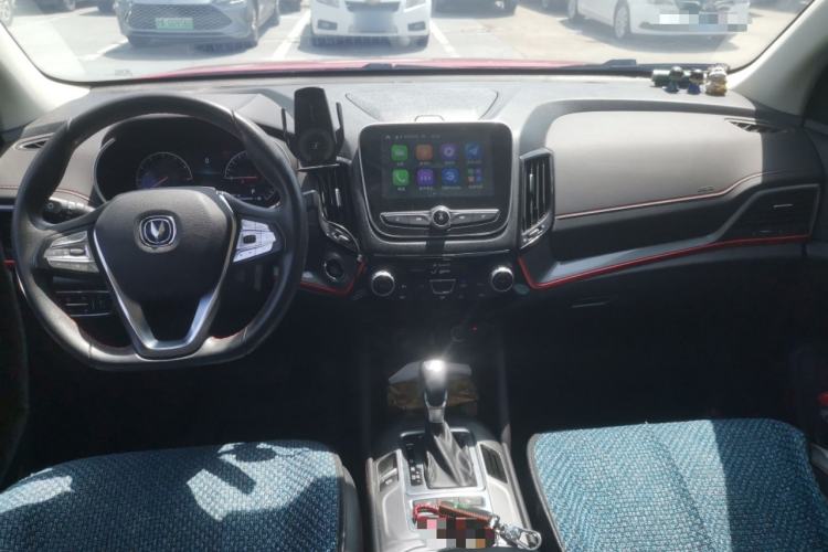 Used CHANGAN CS55 2019 1.5T Automatic Cool Edition China VI Standard Center Console