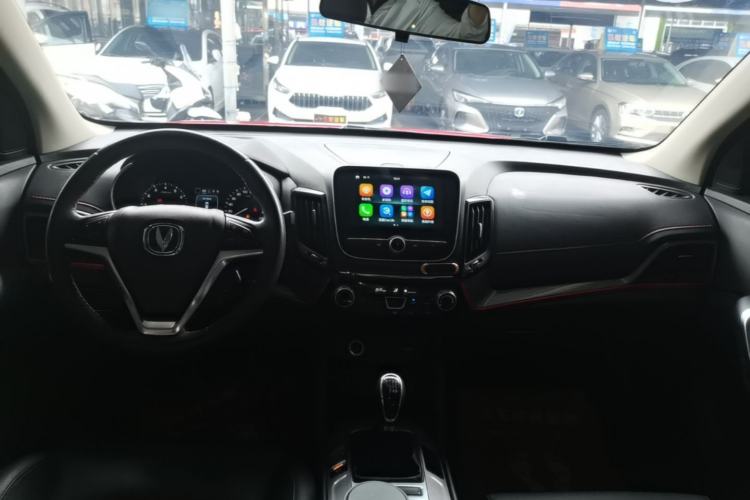 Used CHANGAN CS55 2019 1.5T Manual Colorful Model China VI Standard Center Console
