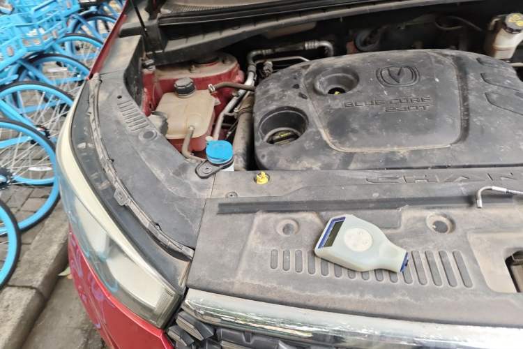 Used CHANGAN CS55 2019 1.5T Manual Colorful Model China VI Standard Engine Bay Right