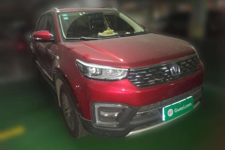 Used CHANGAN CS55 2019 1.5T Automatic Colorful Edition China VI Standard Front Right 45 Deg