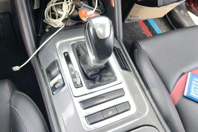 Used CHANGAN CS55 2019 1.5T Automatic Colorful Edition China VI Standard Gear Lever