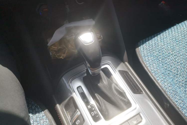 Used CHANGAN CS55 2019 1.5T Automatic Cool Edition China VI Standard Gear Lever