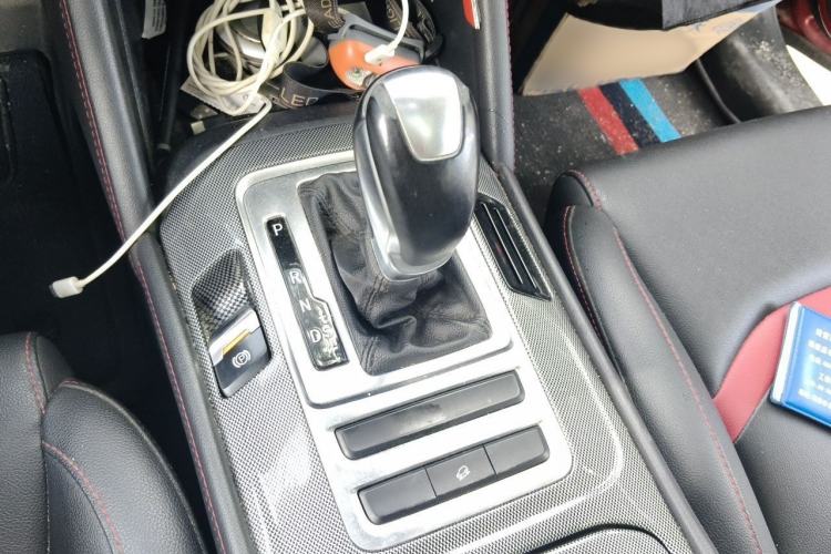 Used CHANGAN CS55 2019 1.5T Automatic Colorful Edition China VI Standard Gear Lever