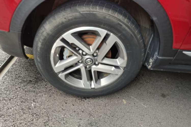 Used CHANGAN CS55 2019 1.5T Manual Colorful Model China VI Standard Left Front Wheel Hub