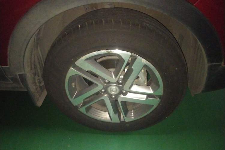 Used CHANGAN CS55 2019 1.5T Automatic Colorful Edition China VI Standard Right Front Wheel Hub