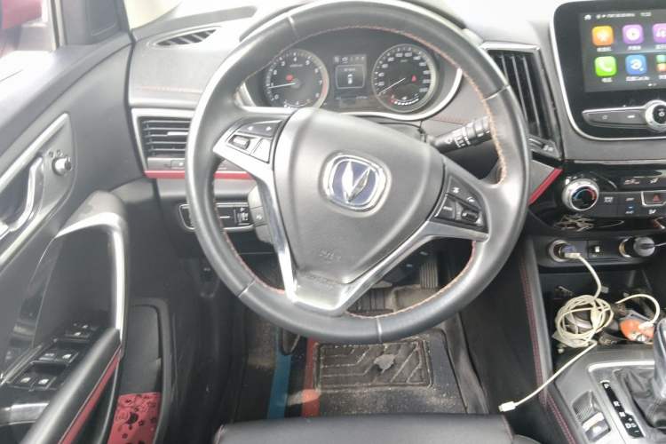 Used CHANGAN CS55 2019 1.5T Automatic Colorful Edition China VI Standard Steering Wheel