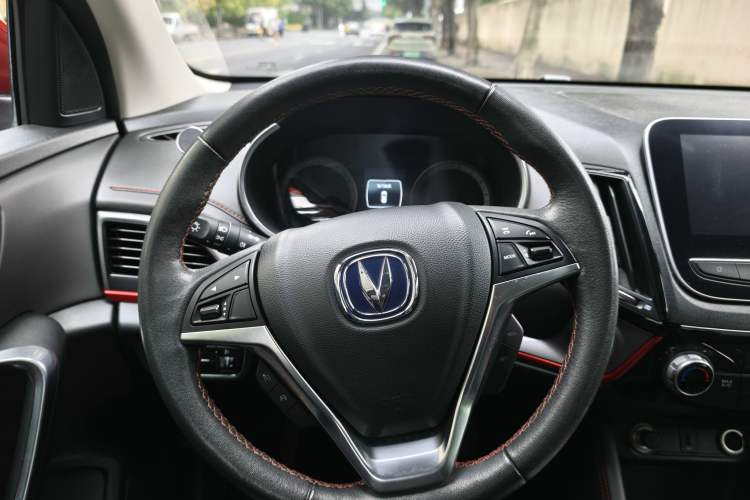 Used CHANGAN CS55 2019 1.5T Automatic Xuan Dong Model China VI Standard Steering Wheel