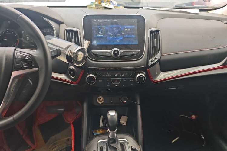 Used CHANGAN CS55 2019 1.5T Automatic Colorful Edition China VI Standard Audio And AC Panel
