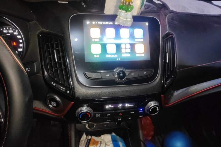 Used CHANGAN CS55 2019 1.5T Automatic Colorful Edition China VI Standard Audio And AC Panel