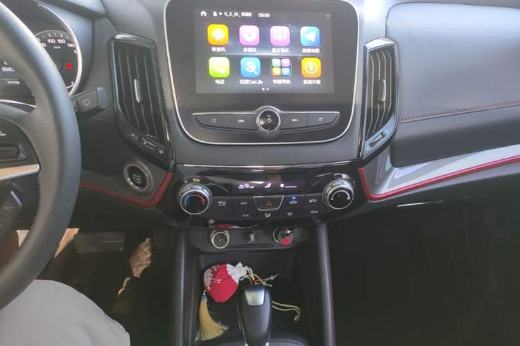 Used CHANGAN CS55 2019 1.5T Automatic Colorful Edition China VI Standard Audio And AC Panel