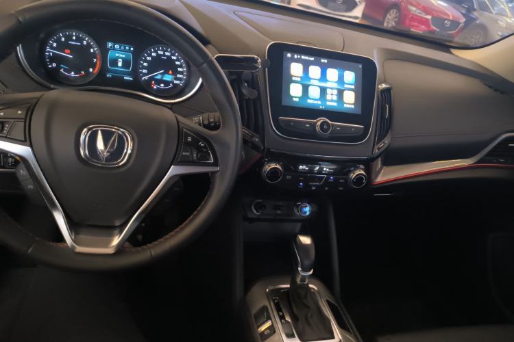 Used CHANGAN CS55 2019 1.5T Automatic Xuan Dong Model China VI Standard Center Console