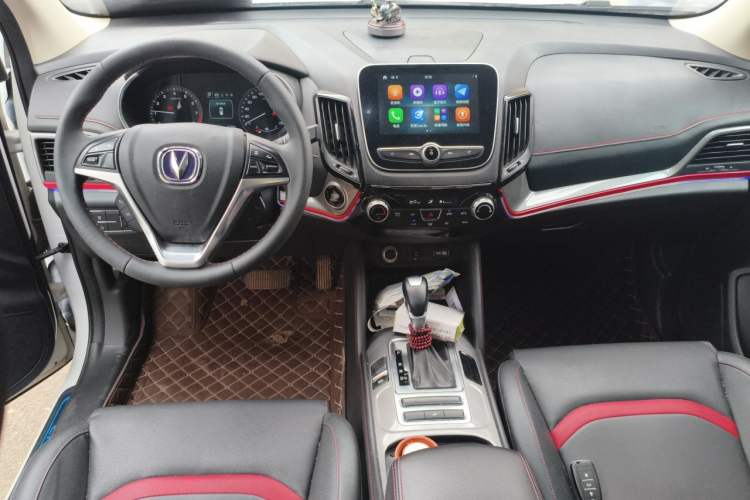Used CHANGAN CS55 2019 1.5T Automatic Xuan Dong Model China VI Standard Center Console