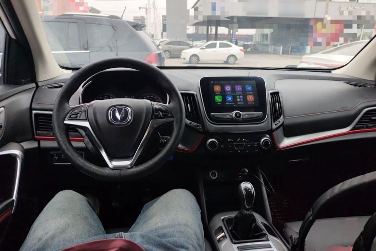Used CHANGAN CS55 2019 1.5T Manual Colorful Model China VI Standard Center Console