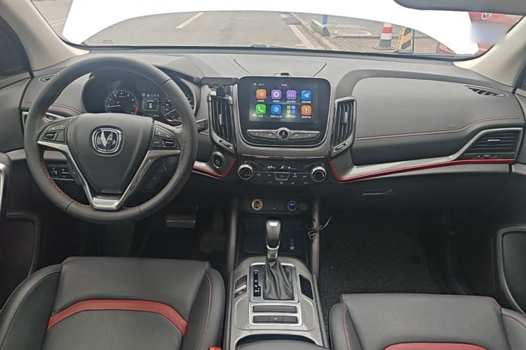 Used CHANGAN CS55 2019 1.5T Automatic Xuan Dong Model China VI Standard Center Console