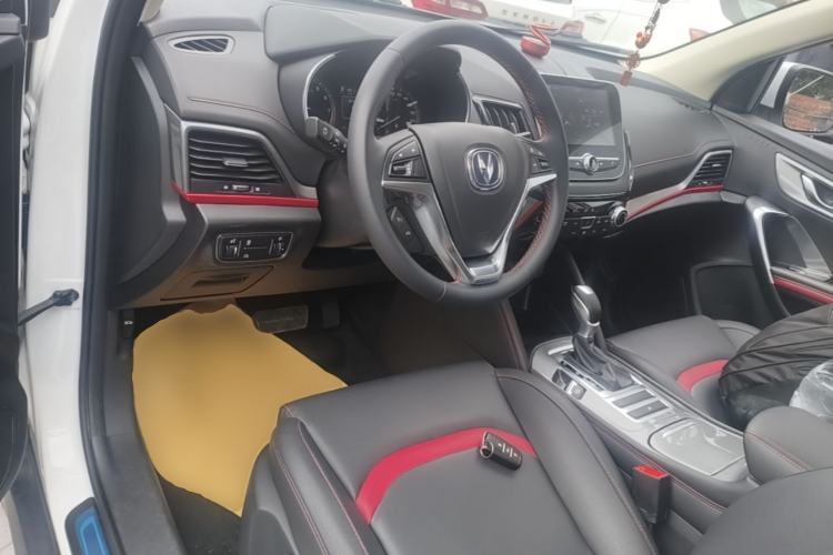 Used CHANGAN CS55 2019 1.5T Automatic Xuan Dong Model China VI Standard Center Console
