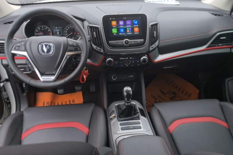 Used CHANGAN CS55 2019 1.5T Manual Colorful Model China VI Standard Center Console