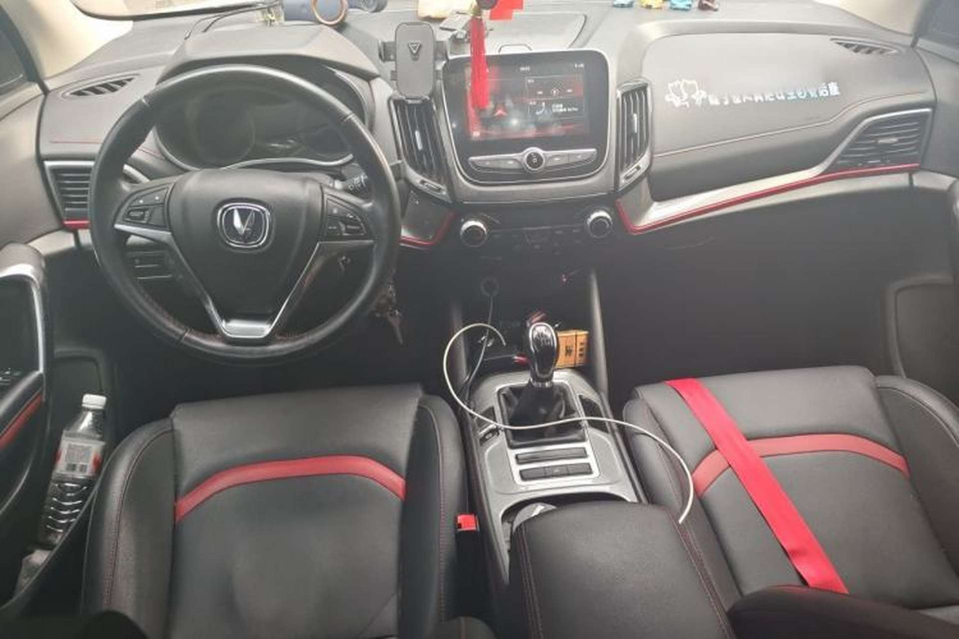 Used CHANGAN CS55 2019 1.5T Manual Ignition Model China VI Standard Center Console