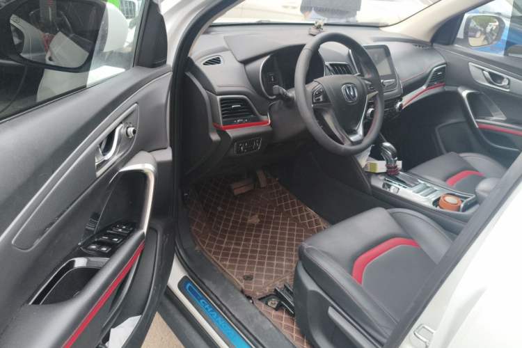 Used CHANGAN CS55 2019 1.5T Automatic Xuan Dong Model China VI Standard Driver Seat