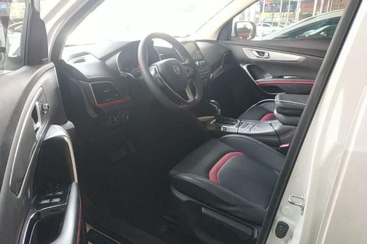 Used CHANGAN CS55 2019 1.5T Automatic Xuan Dong Model China VI Standard Driver Seat