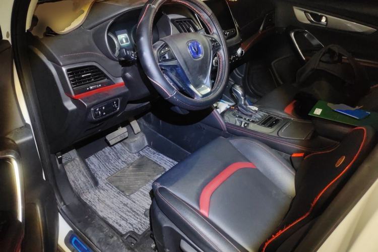 Used CHANGAN CS55 2019 1.5T Automatic Colorful Edition China VI Standard Driver Seat