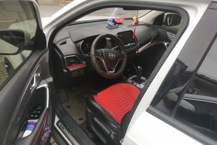 Used CHANGAN CS55 2019 1.5T Manual Xuan Dong Model China VI Standard Driver Seat