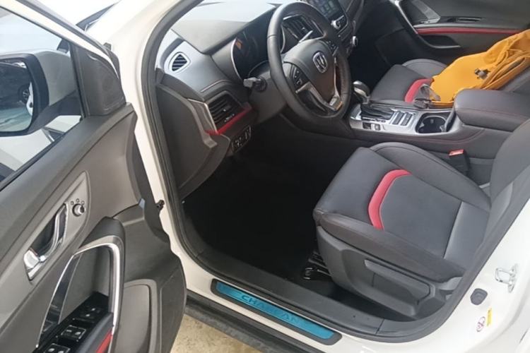 Used CHANGAN CS55 2019 1.5T Automatic Colorful Edition China VI Standard Driver Seat