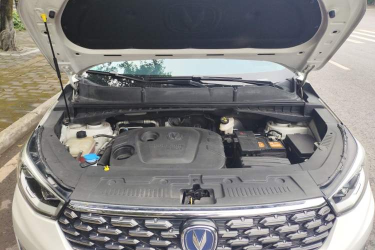 Used CHANGAN CS55 2019 1.5T Automatic Cool Edition China VI Standard Engine Bay
