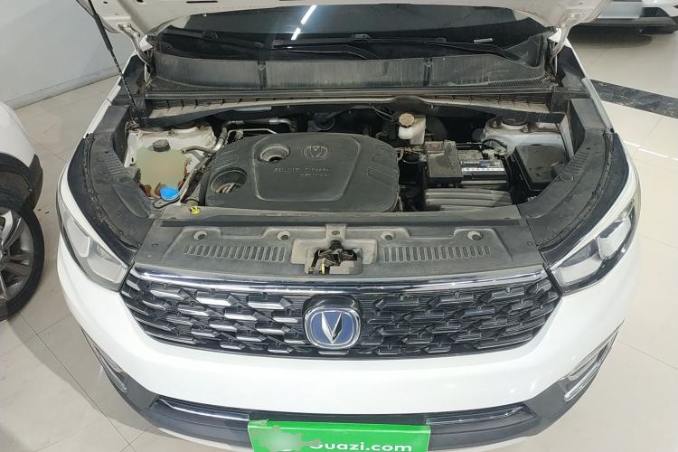 Used CHANGAN CS55 2019 1.5T Automatic Colorful Edition China VI Standard Engine Bay
