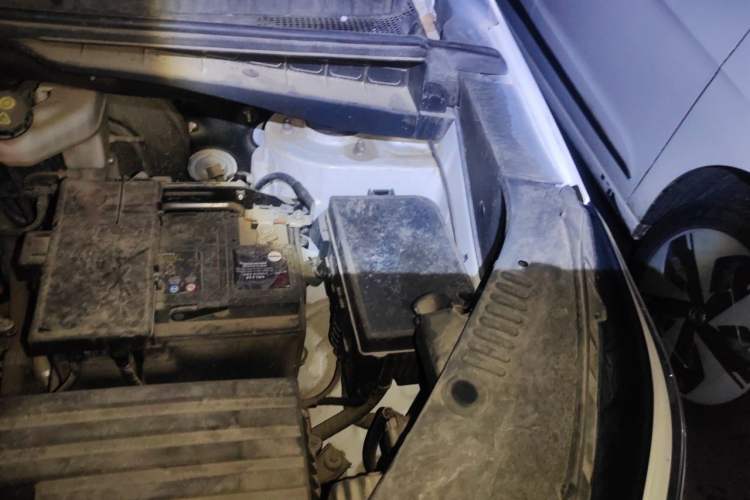 Used CHANGAN CS55 2019 1.5T Automatic Colorful Edition China VI Standard Engine Bay Left