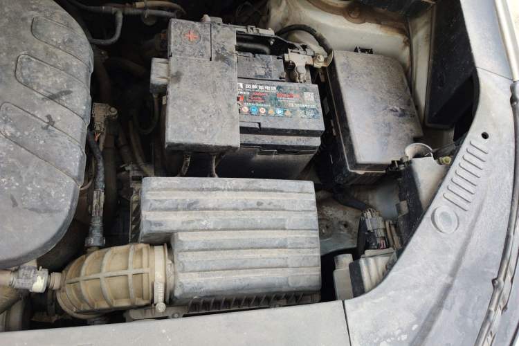 Used CHANGAN CS55 2019 1.5T Automatic Colorful Edition China VI Standard Engine Bay Left