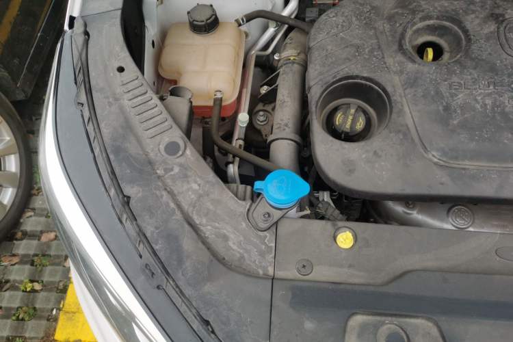Used CHANGAN CS55 2019 1.5T Manual Xuan Dong Model China VI Standard Engine Bay Right