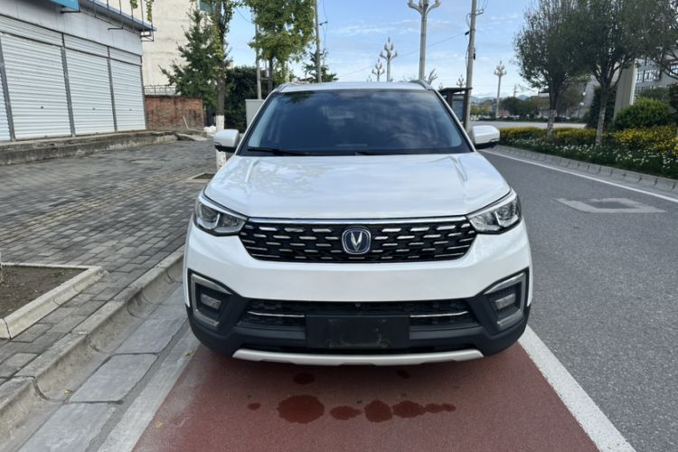 Used CHANGAN CS55 2019 1.5T Manual Colorful Model China VI Standard Exterior 1