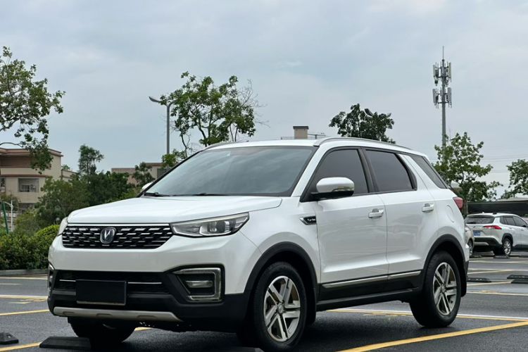 Used CHANGAN CS55 2019 1.5T Automatic Colorful Edition China VI Standard Exterior 1