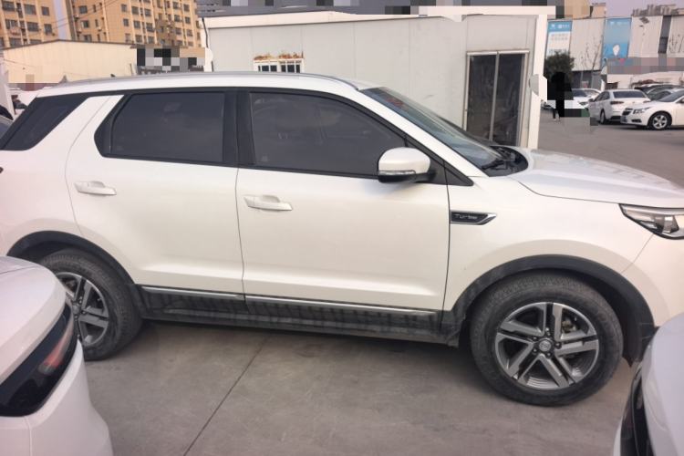 Used CHANGAN CS55 2019 1.5T Automatic Colorful Edition China VI Standard Exterior 2