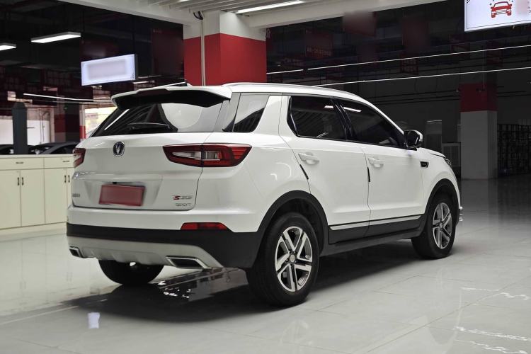 Used CHANGAN CS55 2019 1.5T Automatic Colorful Edition China VI Standard Exterior 2
