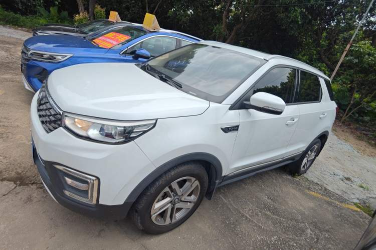 Used CHANGAN CS55 2019 1.5T Automatic Colorful Edition China VI Standard Exterior 3