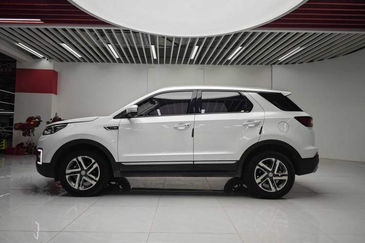 Used CHANGAN CS55 2019 1.5T Automatic Colorful Edition China VI Standard Exterior 3