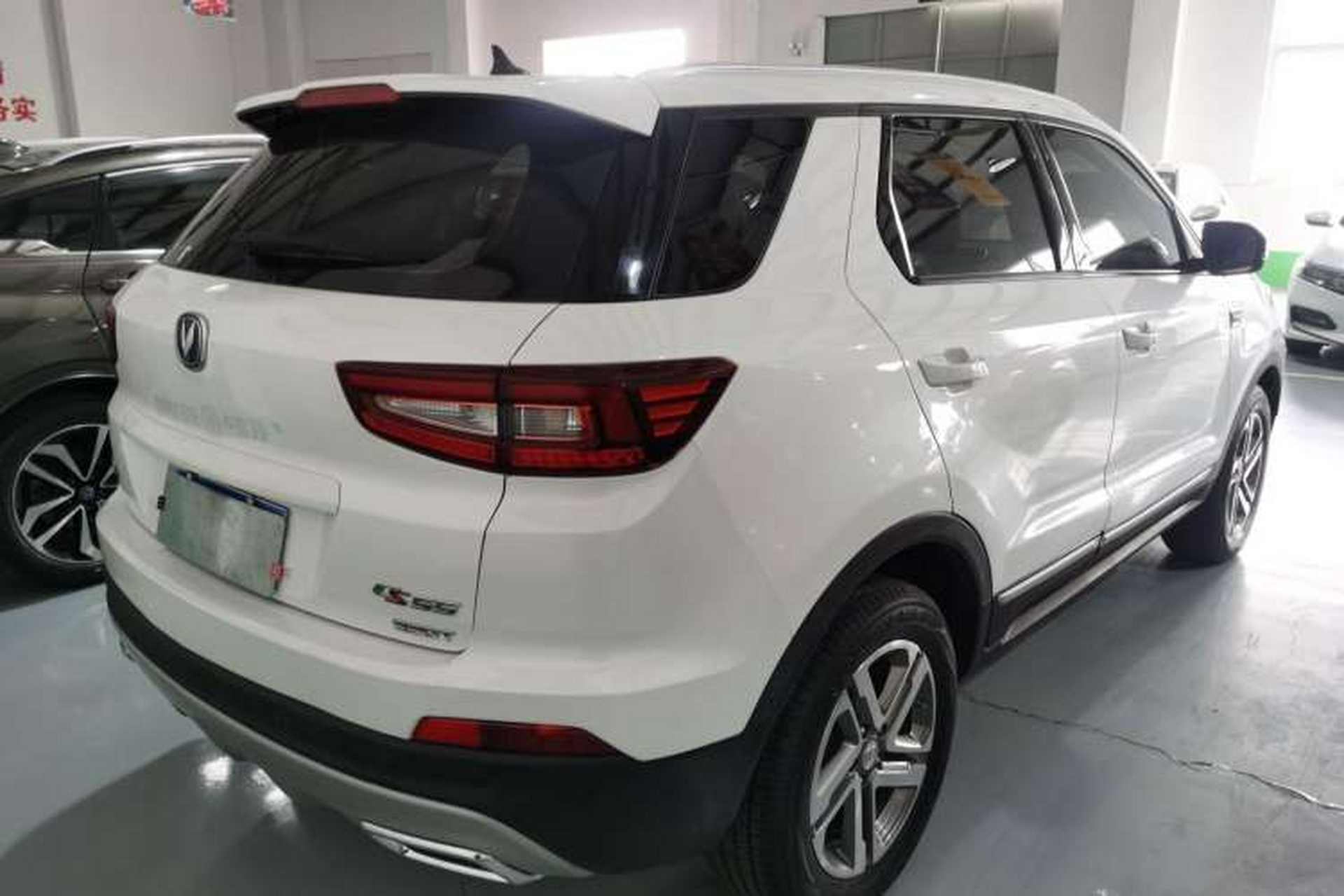 Used CHANGAN CS55 2019 1.5T Automatic Colorful Edition China VI Standard Exterior 3