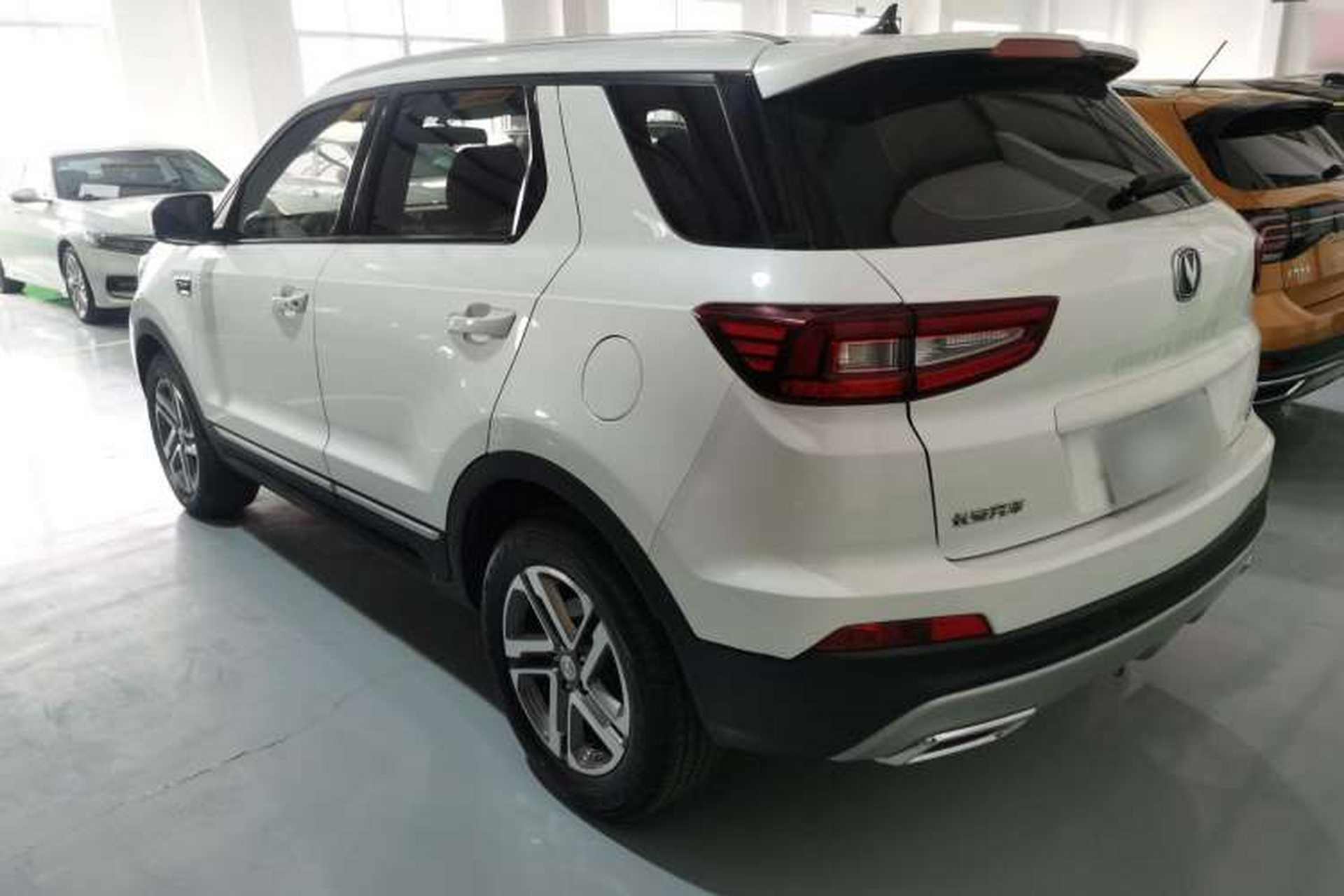 Used CHANGAN CS55 2019 1.5T Automatic Colorful Edition China VI Standard Exterior 5