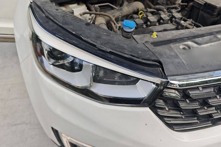 Used CHANGAN CS55 2019 1.5T Manual Colorful Model China VI Standard Exterior 6
