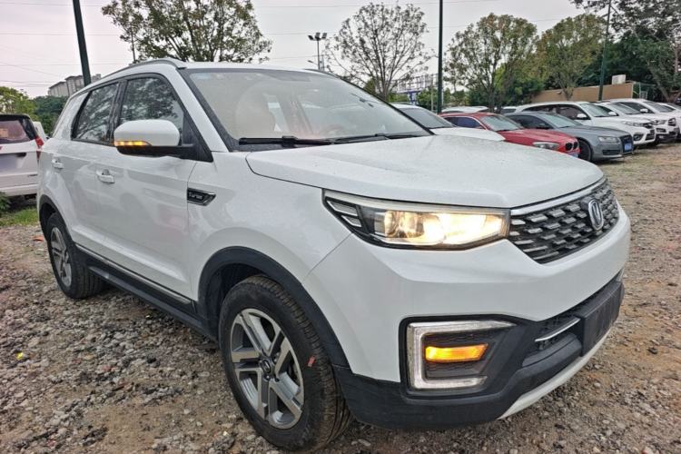 Used CHANGAN CS55 2019 1.5T Automatic Xuan Dong Model China VI Standard Front Right 45 Deg
