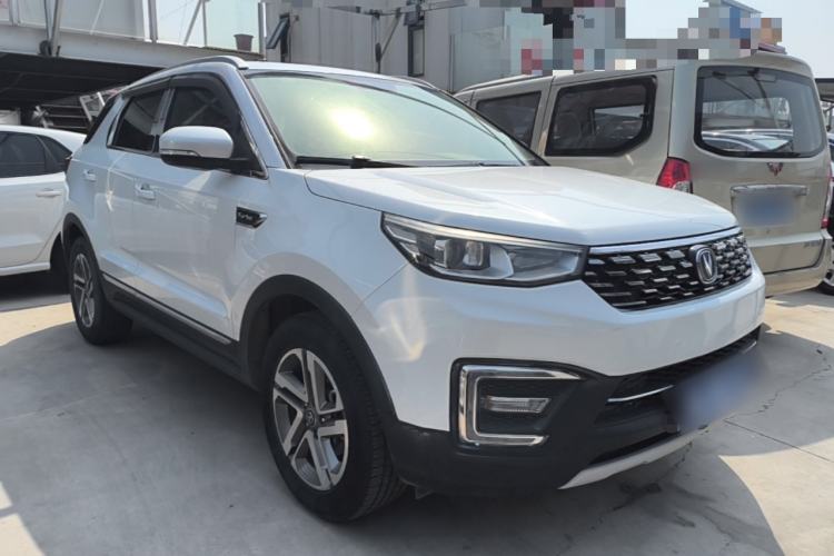 Used CHANGAN CS55 2019 1.5T Manual Colorful Model China VI Standard Front Right 45 Deg