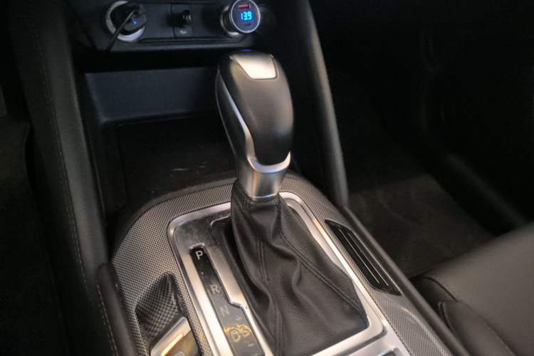 Used CHANGAN CS55 2019 1.5T Automatic Xuan Dong Model China VI Standard Gear Lever